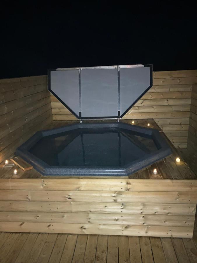סלפוס Iceland Inn Lodge, Entire Place With Hot Tub. מראה חיצוני תמונה