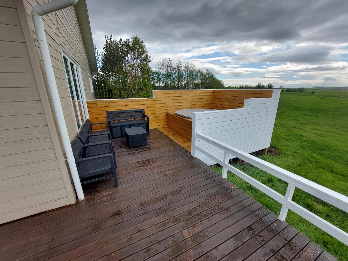 סלפוס Iceland Inn Lodge, Entire Place With Hot Tub. מראה חיצוני תמונה